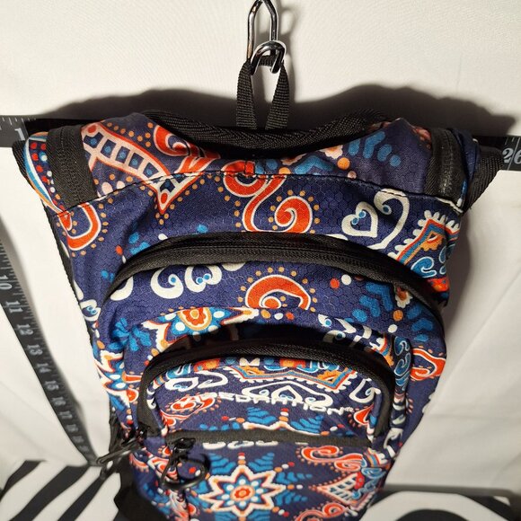 Vibedration Hydration Backpack w/o bladder - Red, White, Blue pattern - used main image 5